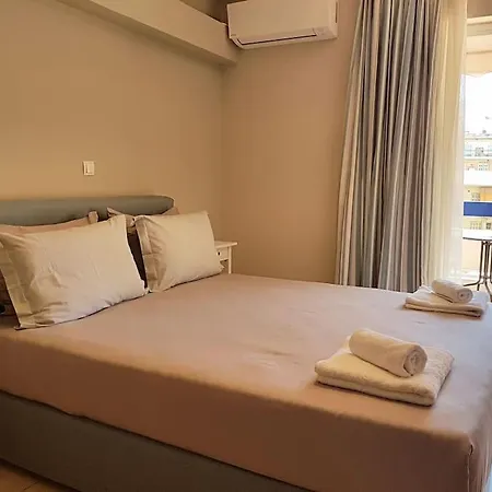 Athens Campus Renovated Studio Apartment @ Ilisia-3